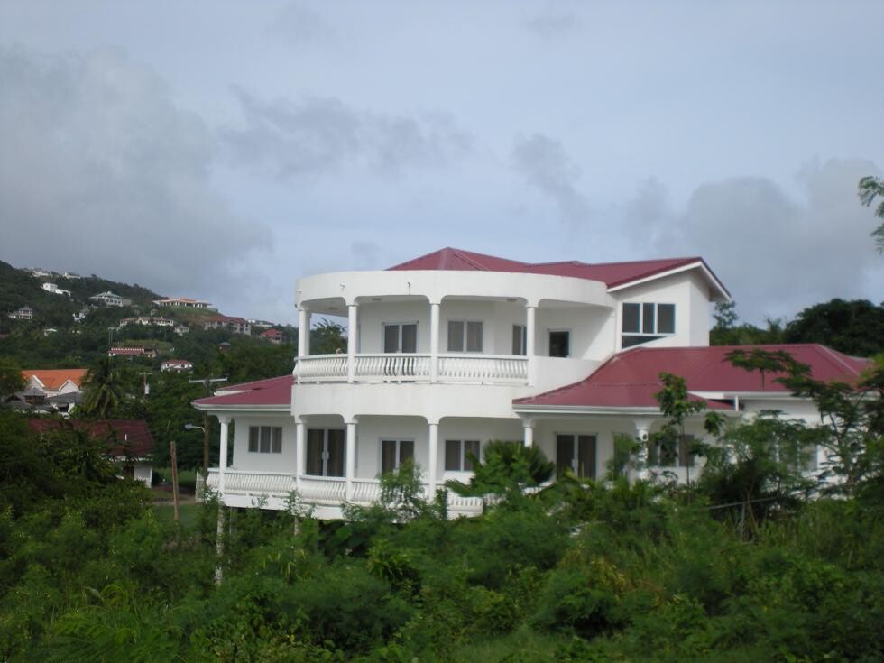Testimonials | Paradise Properties
