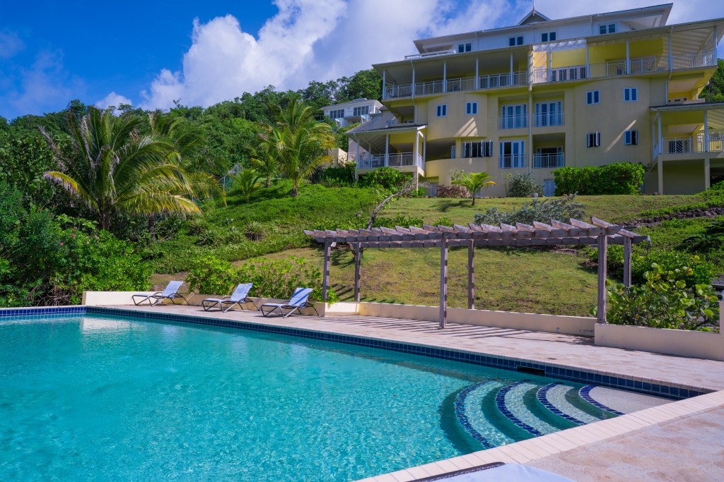 Luxury condo with a sea view and common pool for sale in St Lucia at a great price