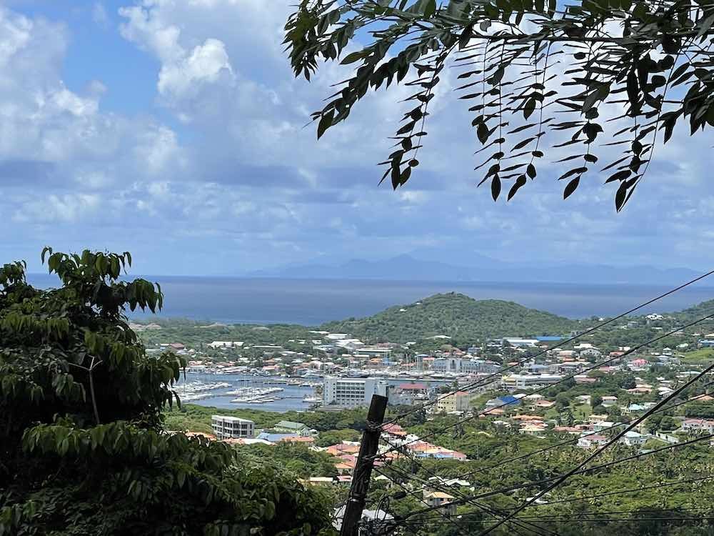 Saint Lucia real estate: land for sale with a beautiful view of the Rodney bay marina